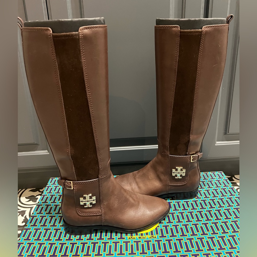 Tory Burch Wyatt Boot Calf Leather/Stretch - Picture 3 of 16